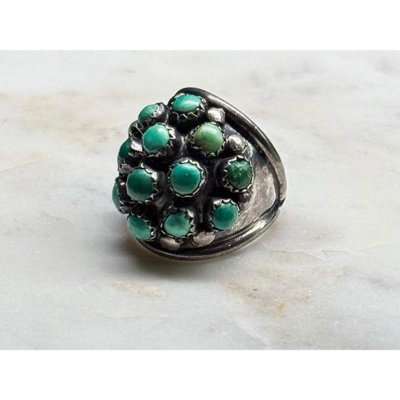 Vintage Handmade Turquoise Cluster Ring - Picture 3 of 6